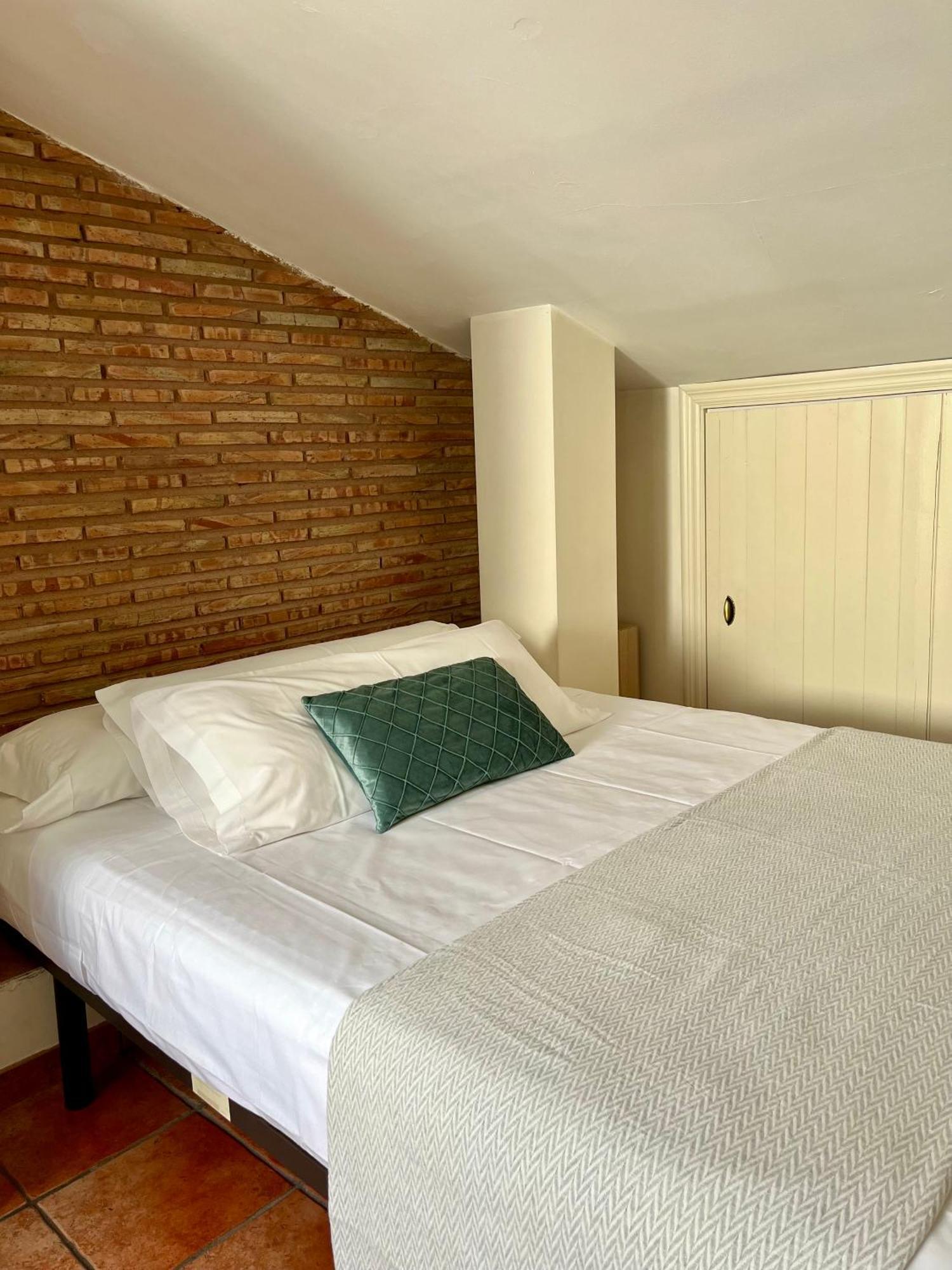Apartamentos Ubaga Ezcaray Esterno foto